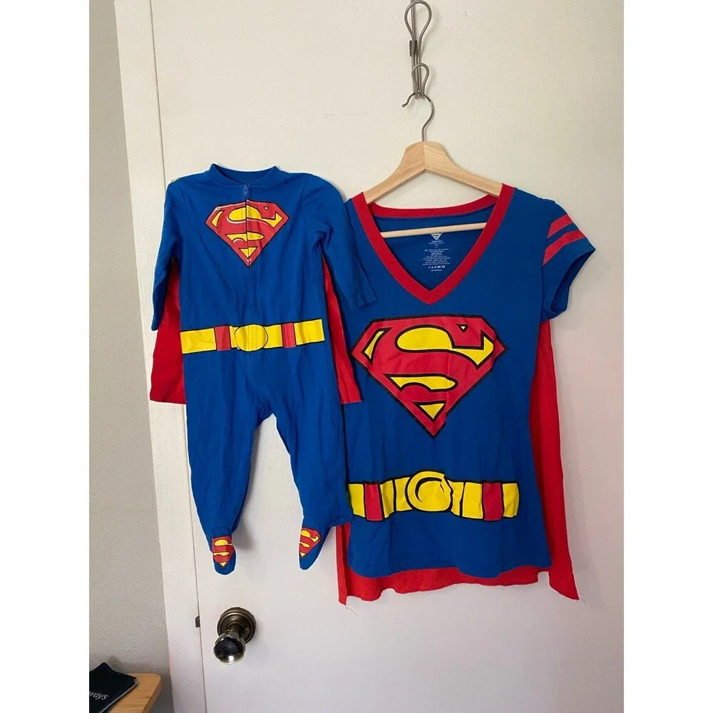Mommy and Me costumes, superwomen and baby super man onesie and tee with capes